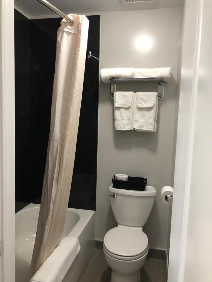 Aquarius Motel 퍼스 외부 사진